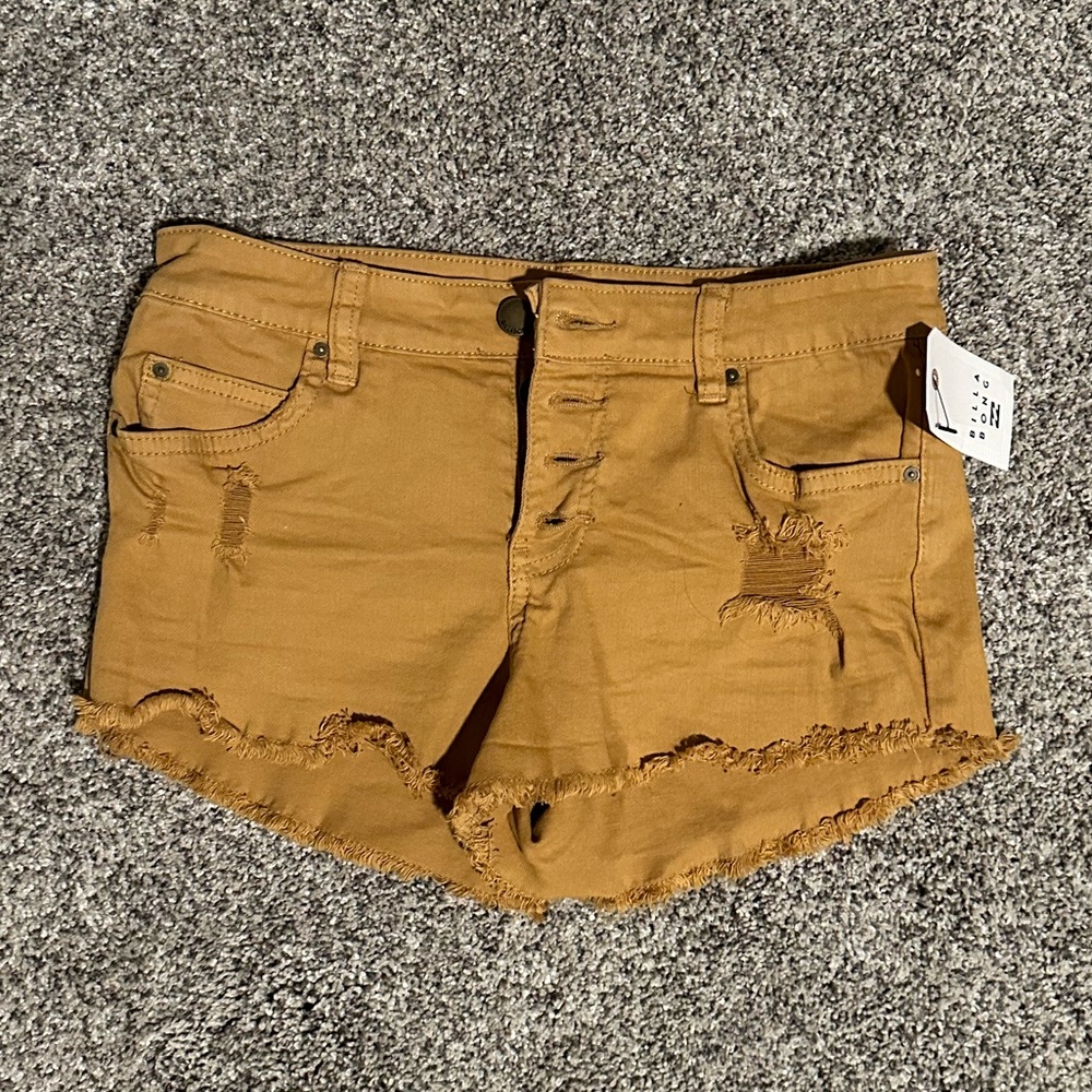 NWT billabong shorts